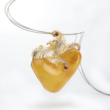 11. Pendants: Baltic amber, garnets, gold-plated silver setting