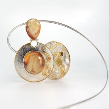 16. Pendant: Baltic amber, citrine, gold-plated silver setting