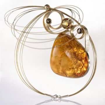 2. Pendant: Baltic amber, citrine, quartz, gold-plated silver setting